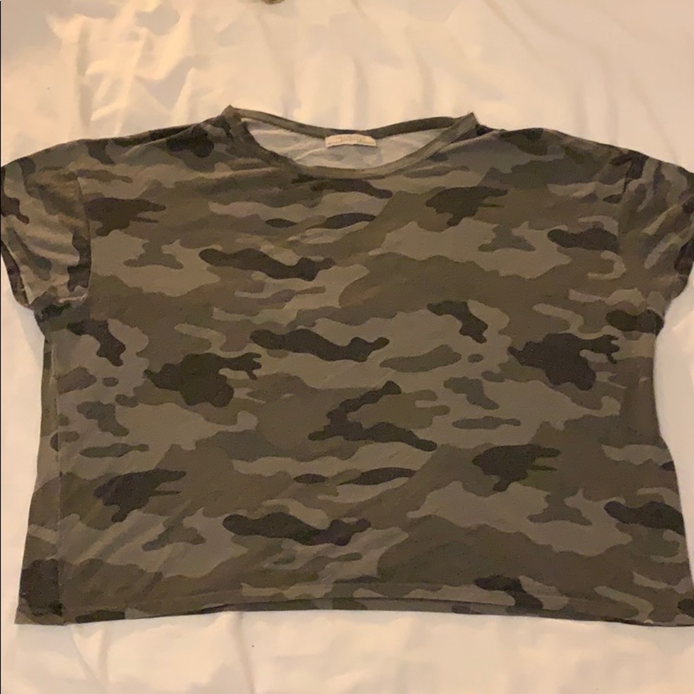 Zara shirt 🍀 with same print cap 🧢